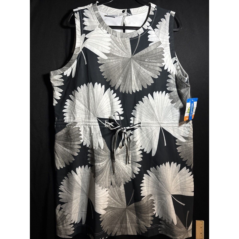 Columbia Black & White Floral Print Midi Dress